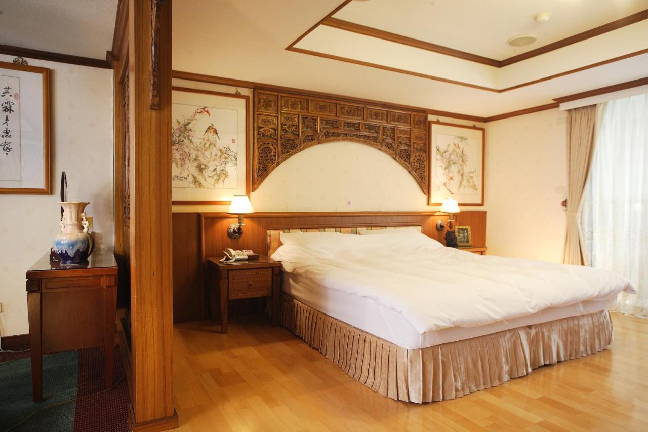 Kingdom Hotel Hsinchu City Exterior photo